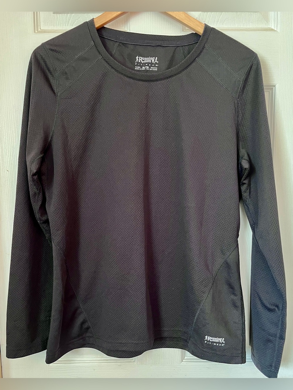 Running Room Performance Athletic Top